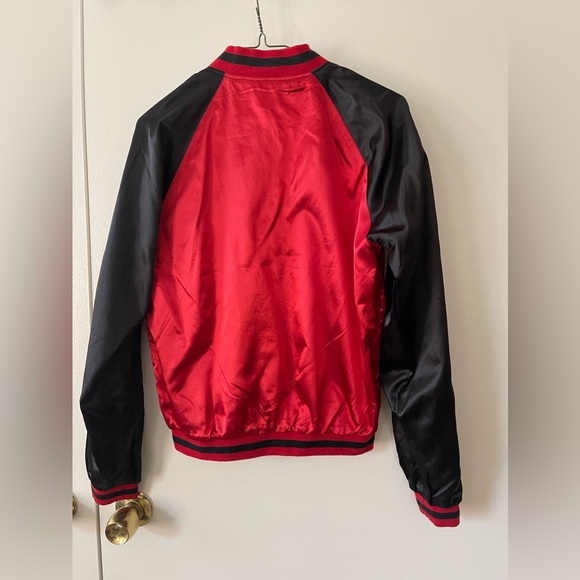 Chicago Bulls NBA Reversible Satin Jacket - Picture 3 of 5